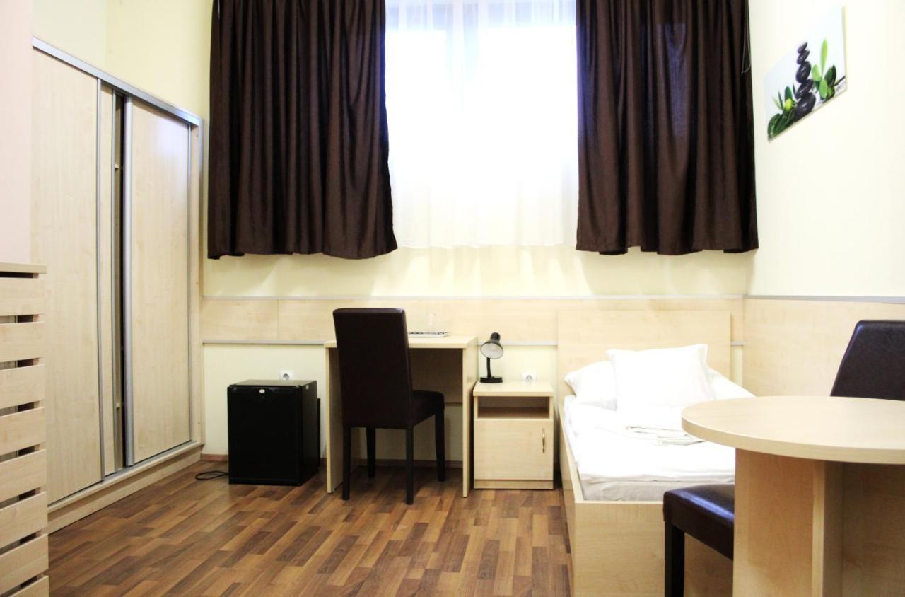 בודפשט Corner Hotel Angyalfoeld מראה חיצוני תמונה