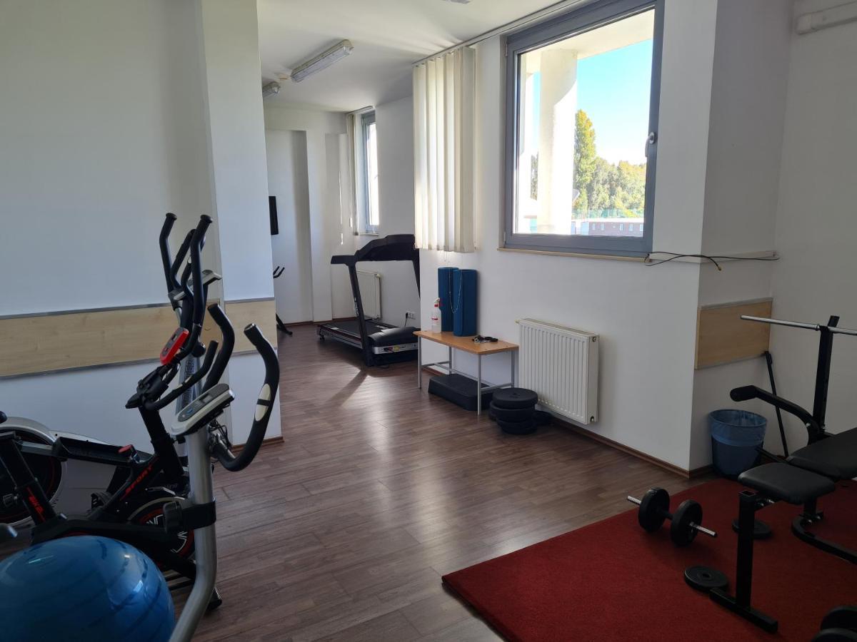 בודפשט Corner Hotel Angyalfoeld מראה חיצוני תמונה